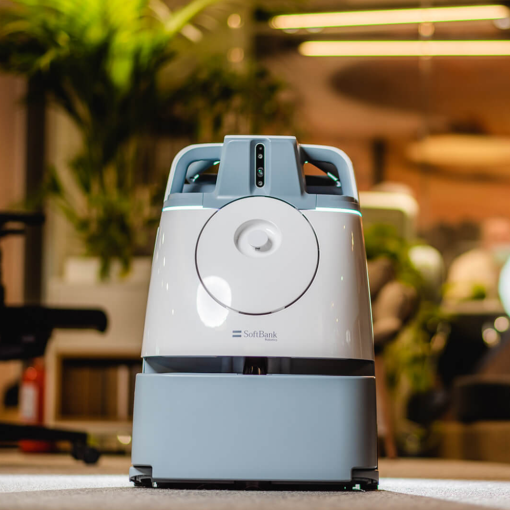 Robot aspirator autonom, Whiz, funcții A.I, uz comercial