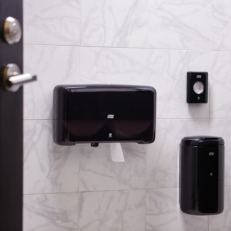 Tork Dozator de Pungi Igienice Negru B5