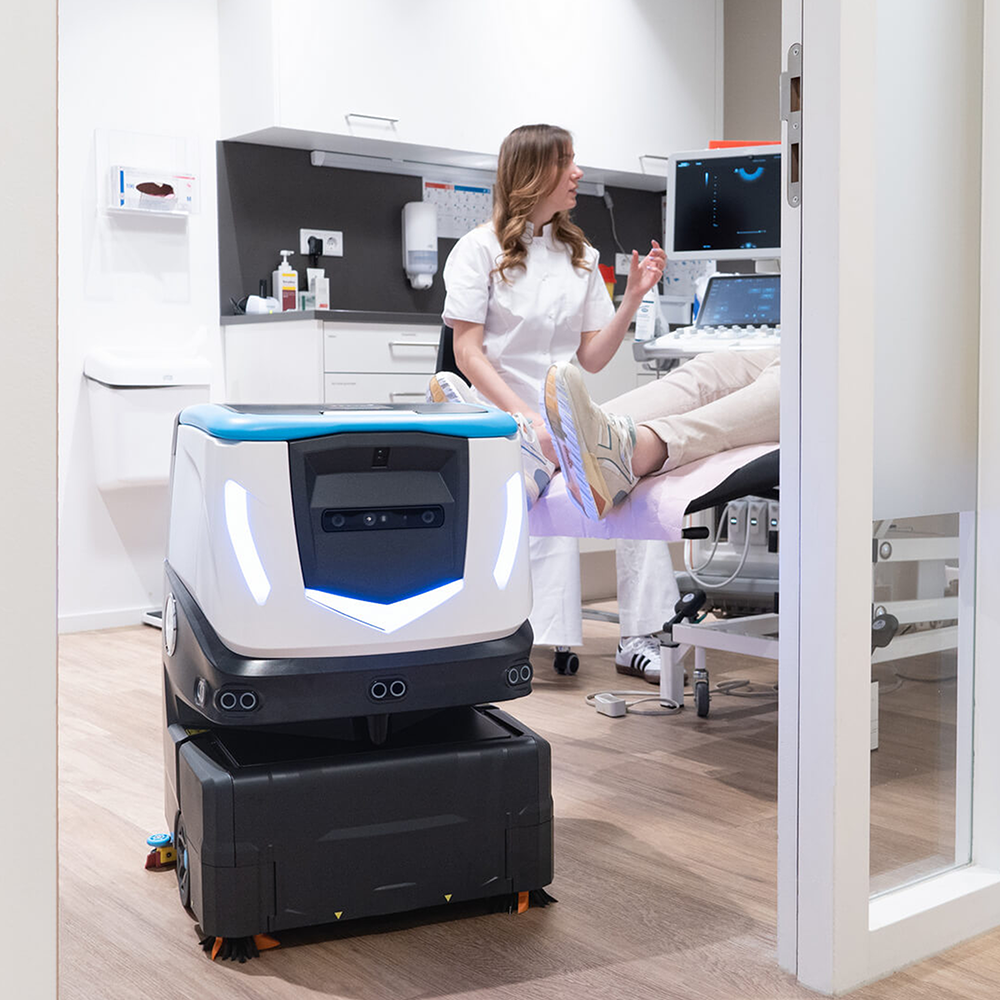 Robot autonom profesional de spălat pardoseli, Cobi 18, funcții A.I, uz comercial