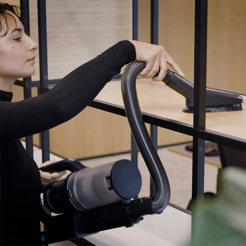 Aspirator vertical comercial, fără fir, Nilfisk VU200, max. 20,000Pa, HEPA 14