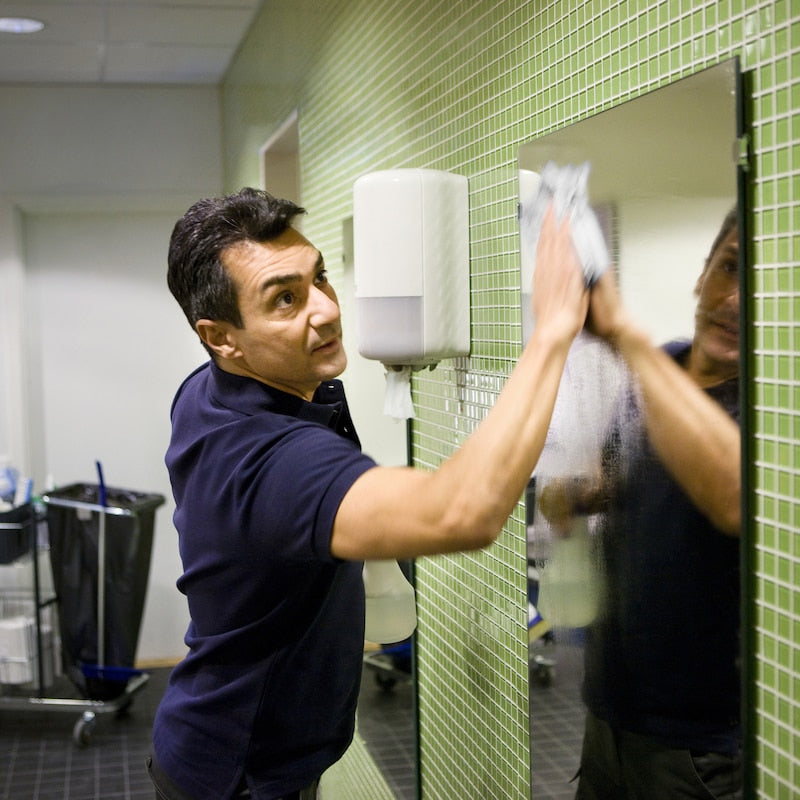 Tork Mini Dozator cu Derulare Centrală Alb M1